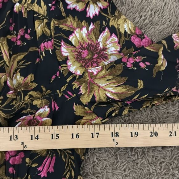 Anthropologie Dark Floral V-neck Button Up Ruffle Sleeve Blouse size S Croquette - Picture 7 of 9